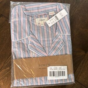 J crew men’s poplin shirt sleeve shirt pajama shirt.  NWT
